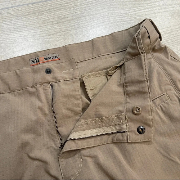 5.11 Tactical Stryke Khaki Uniform Utility Cargo Pants Men’s size 40”Wx32”L - Picture 6 of 14